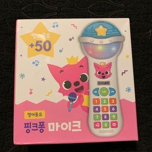 PinkFong Magic Microphone! 50 Children’s Songs